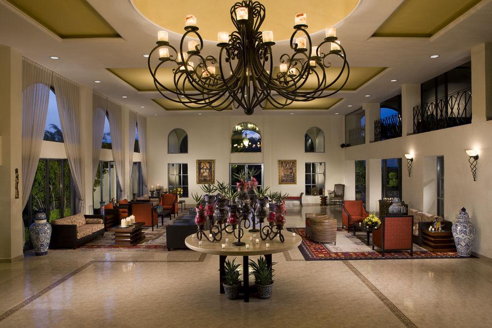 Fiesta Americana Hacienda Ixtapan De La Sal Exterior foto Lobby
