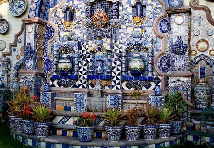 Fiesta Americana Hacienda Ixtapan De La Sal Exterior foto A fountain in the garden of the Casa dos Azulejos