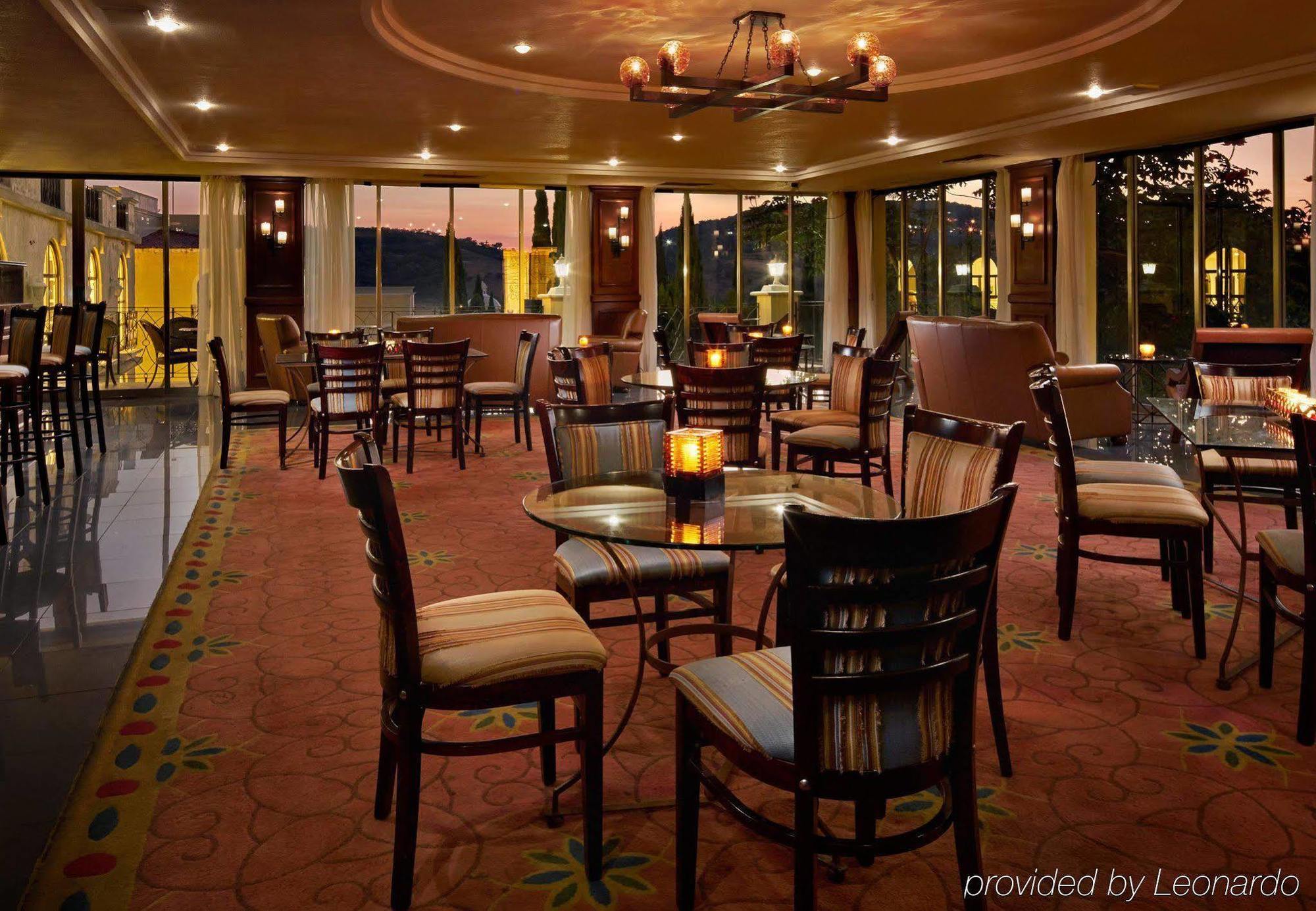 Fiesta Americana Hacienda Ixtapan De La Sal Exterior foto The lobby lounge